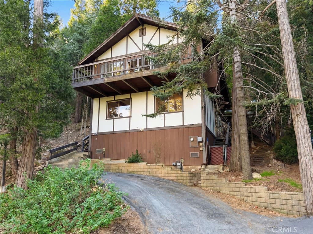 3 bed, 2 bath SingleFamilyResidence for sale at 24035 Alpine, Crestline, CA, 92325, Crestline — MLS #IV26066478